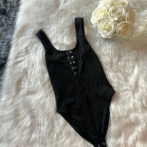 Good American Size 3 Black Bodysuit Like New Condition